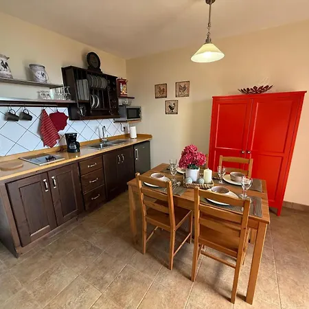 3 Jotas Appartement *